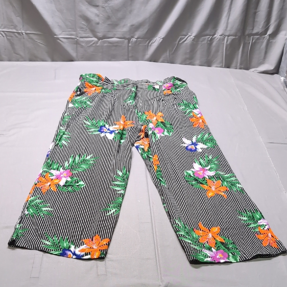 Who What Wear Striped Tropical‎ Floral Wide Leg Culotte Pants Size 16